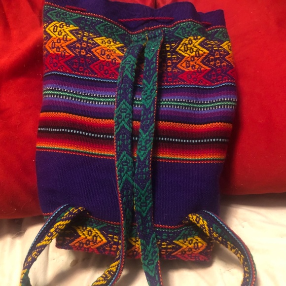 Peruvian handmade mini backpack - Picture 2 of 2